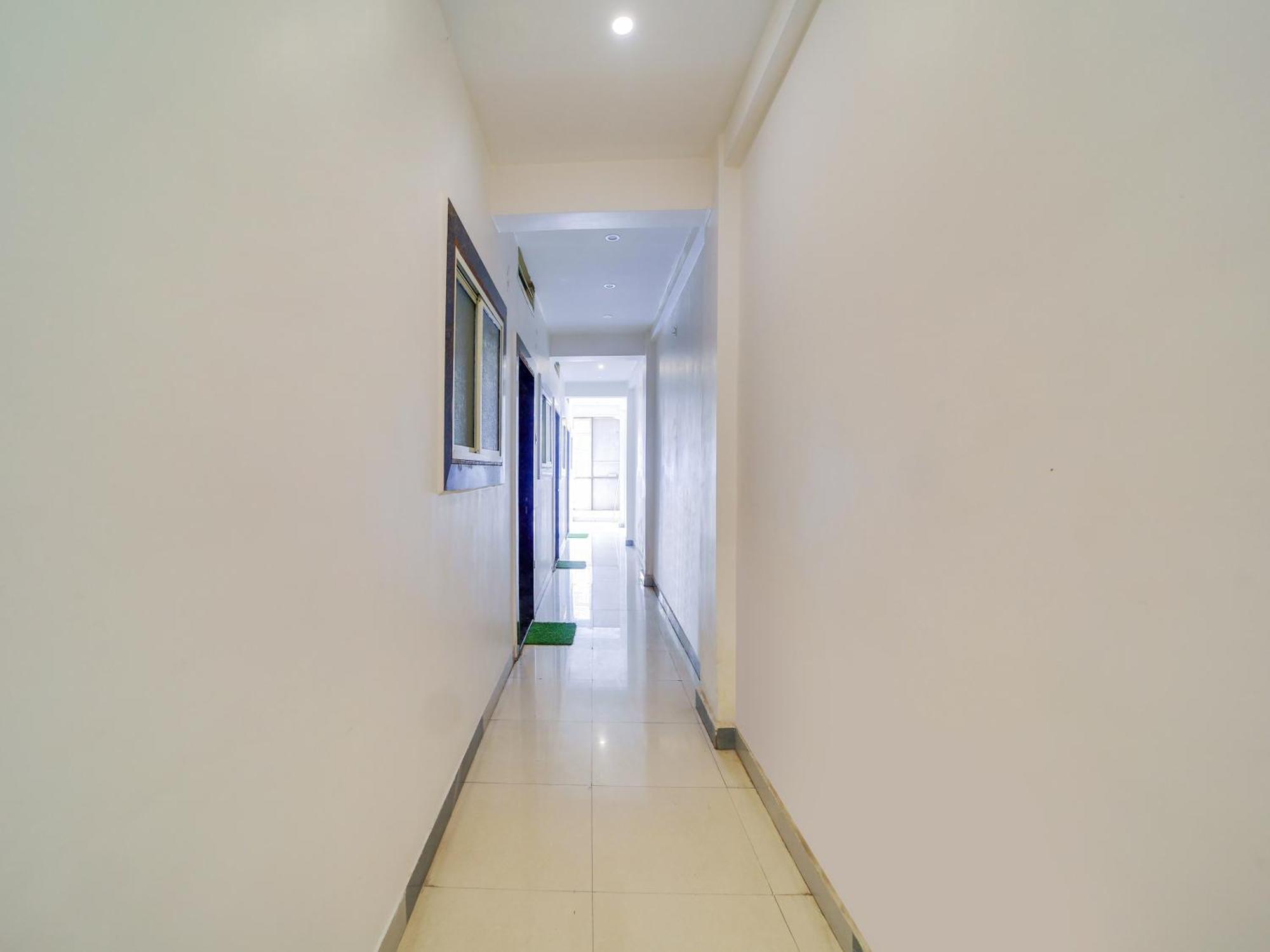 בהופאל Hotel O Jagdamba Hotel מראה חיצוני תמונה
